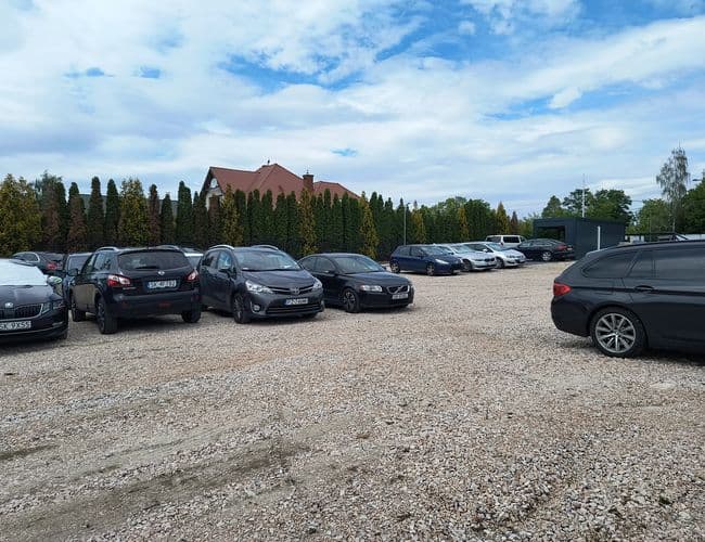 Central Parking P66 Lotnisko Okęcie Chopina Warszawa - zdjęcie 3