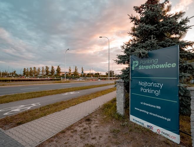 Parking Strachowice