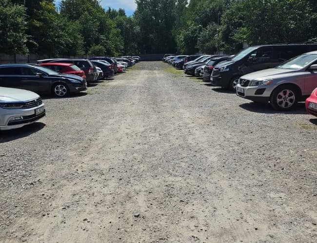 Parking Pienista 32 - zdjęcie 4
