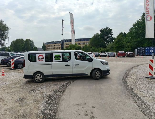 WAW Parking Lotnisko Okęcie Chopina Warszawa - zdjęcie 3
