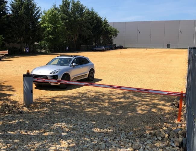 Holiday Car Park - zdjęcie 6