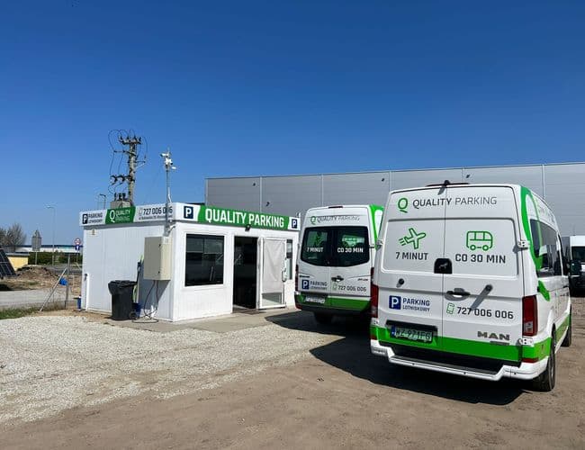 Q-Parking Lotnisko Poznań-Ławica - zdjęcie 4