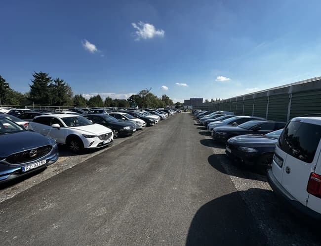 B1 Parking - zdjęcie 3