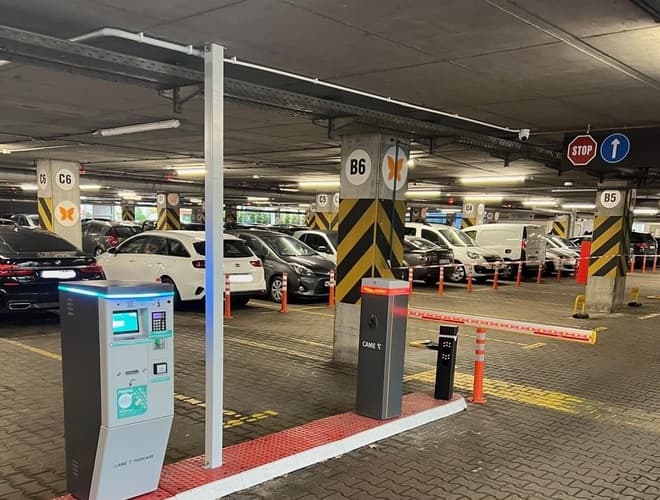 Prking P2 - Okęcie Północ Wielopoziomowy