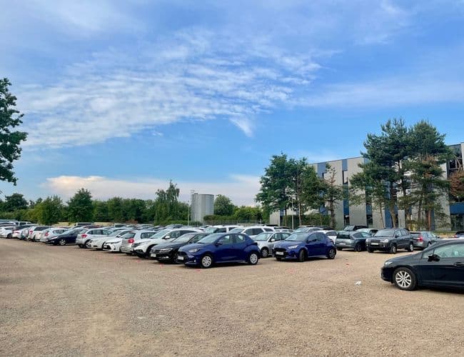 Sky Parking Lotnisko Kraków Balice - zdjęcie 1