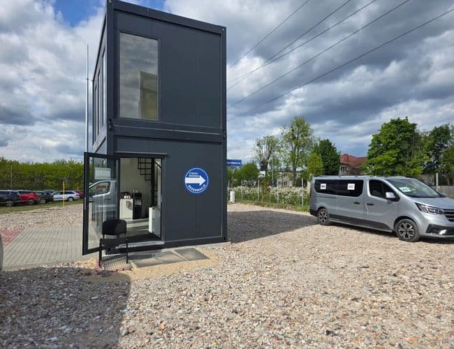 Premium Parking Lotnisko Poznań-Ławica - zdjęcie 3