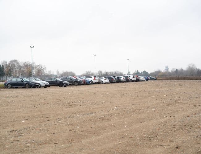 Easy Parking Standard Lotnisko Okęcie Chopina Warszawa - zdjęcie 2