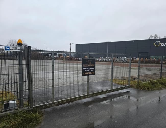 Parking Olo Car Park - zdjęcie 1