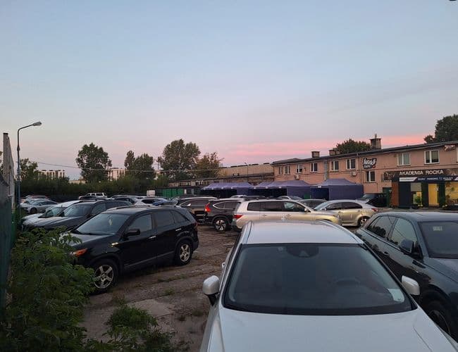 Parking Polot Premium Lotnisko Okęcie Chopina Warszawa - zdjęcie 1