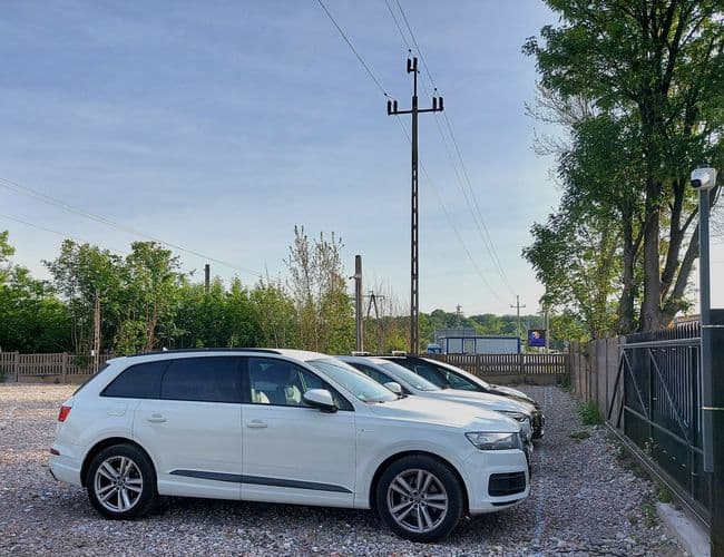 Parking MPark Lotnisko Modlin Warszawa - zdjęcie 3