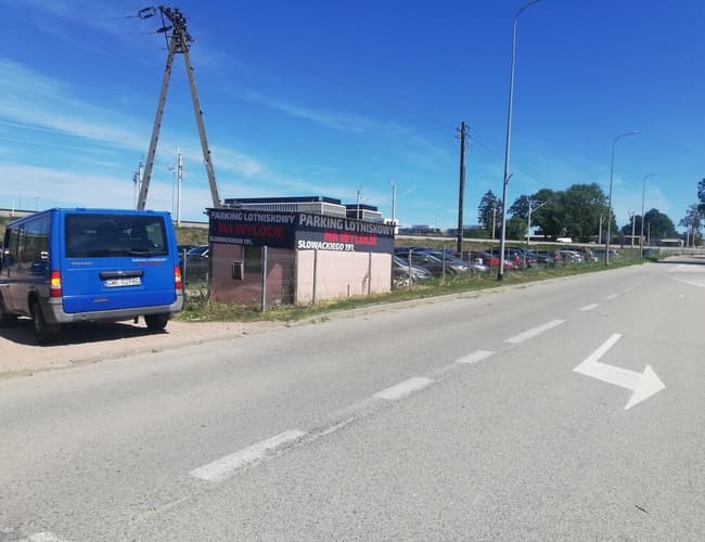 Parking Na Wylocie - zdjęcie 2