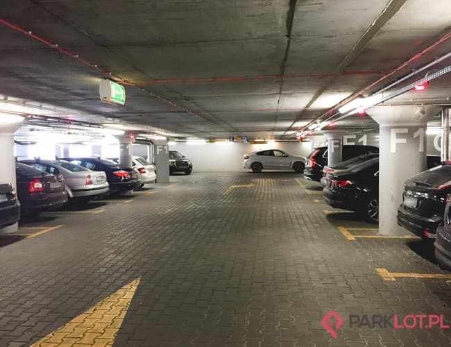 Oficjalny Parking Lotniska P2 - zdjęcie 6