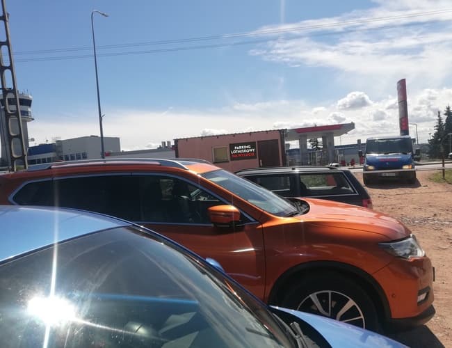 Parking Na Wylocie - zdjęcie 1