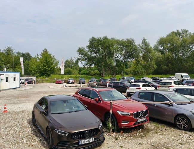 WAW Parking Lotnisko Okęcie Chopina Warszawa - zdjęcie 5