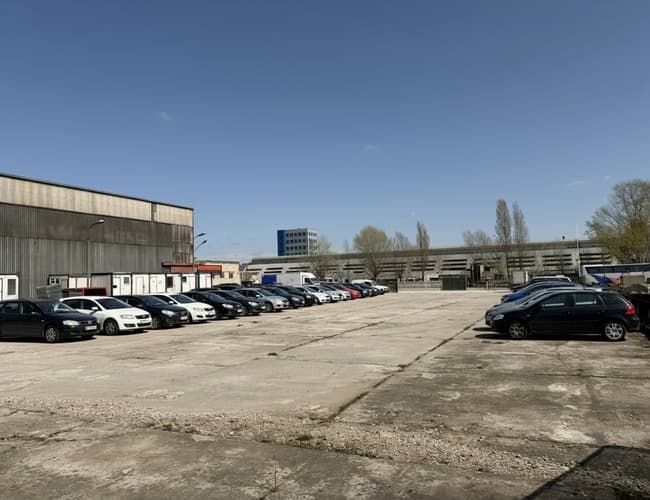 Lux Parking - Premium Lotnisko Okęcie Chopina Warszawa - zdjęcie 5