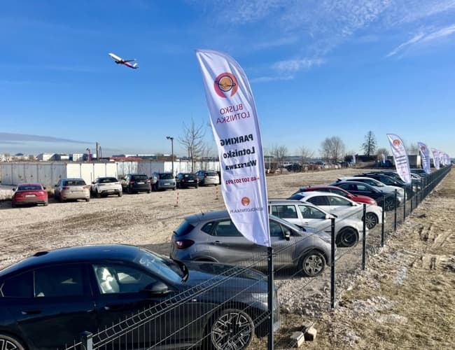 Parking Blisko Lotniska - zdjęcie 2