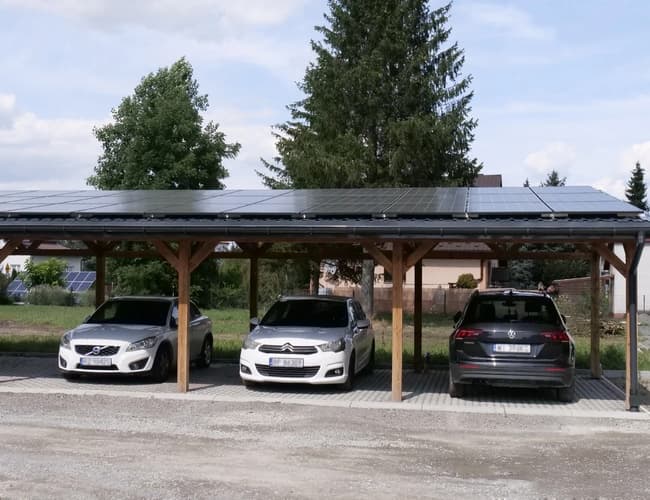 Parking Zielony Kompleks Dwór Ostoya - zdjęcie 6