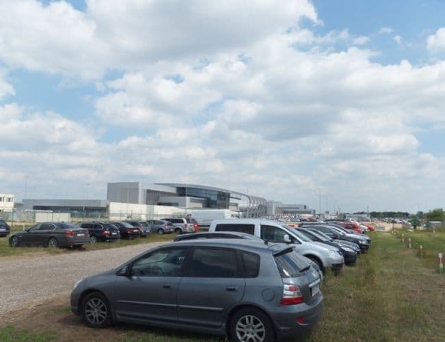 VALET Parking Lotnisko Poznań-Ławica - zdjęcie 2