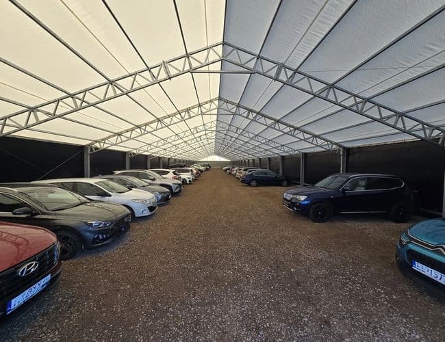 AleParking zadaszony Lotnisko Kraków Balice - zdjęcie 1
