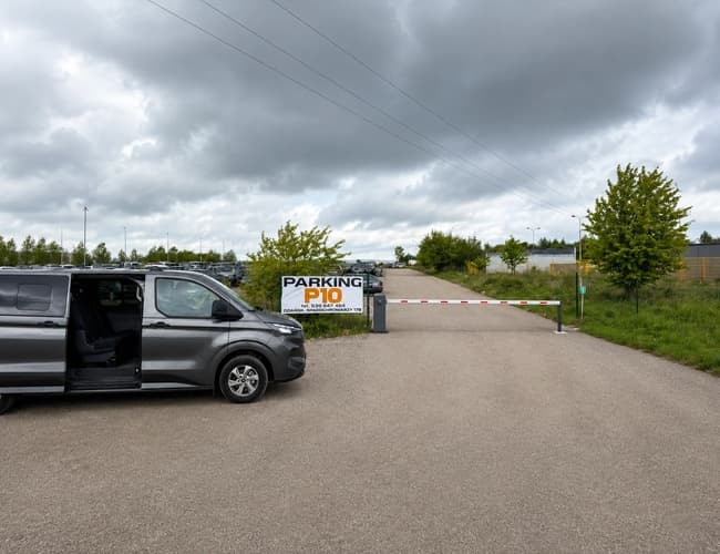 Parking P10 Lotnisko Gdańsk - zdjęcie 1