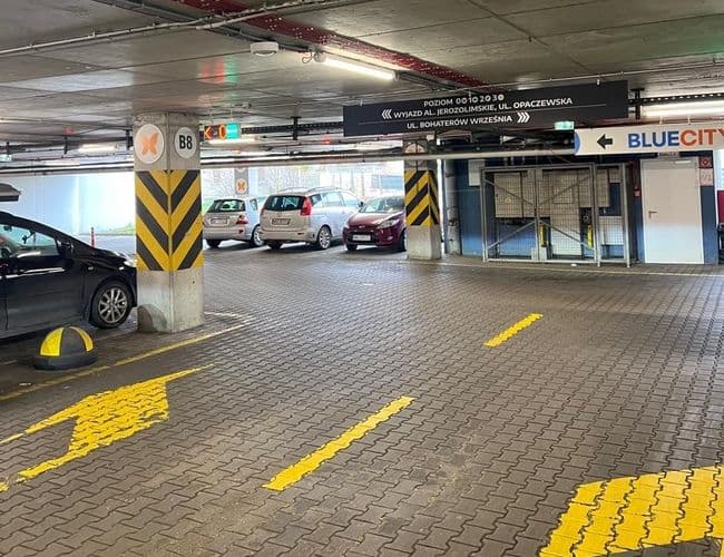 Prking P2 - Okęcie Północ Wielopoziomowy Lotnisko Okęcie Chopina Warszawa - zdjęcie 3