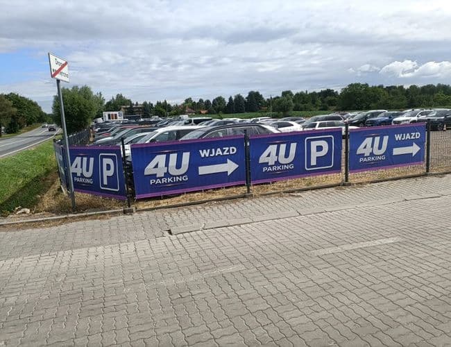 Parking 4U Lotnisko Kraków Balice - zdjęcie 2