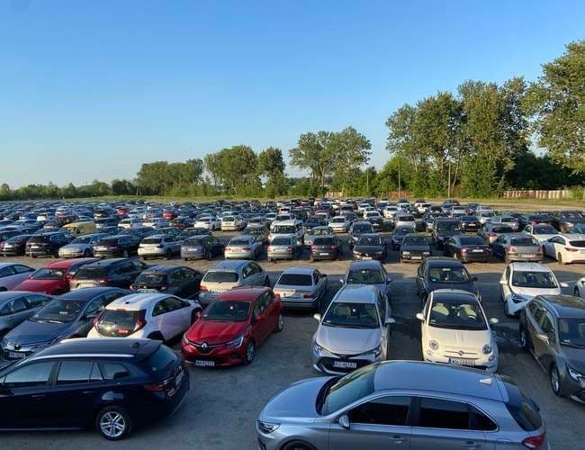 Smart Premium Parking Lotnisko Okęcie Chopina Warszawa - zdjęcie 1