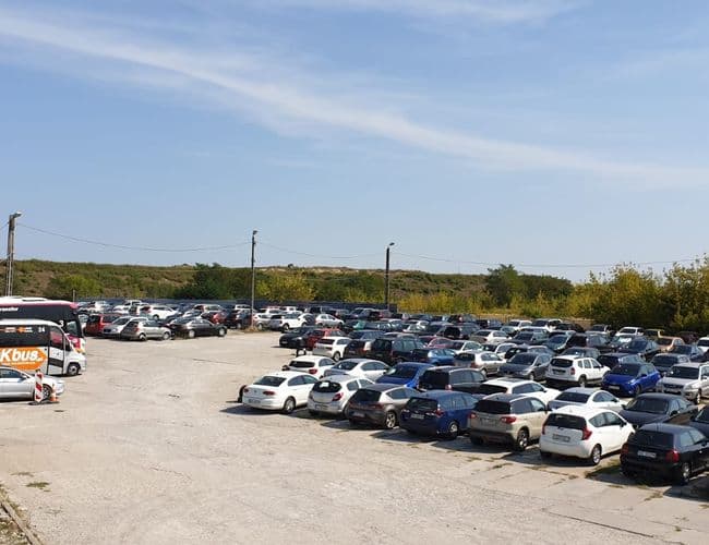 JG Parking Lotnisko Modlin Warszawa - zdjęcie 3
