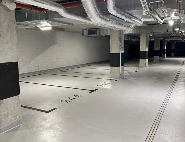 Supreme Parking Garage Lotnisko Okęcie Chopina Warszawa - zdjęcie 4