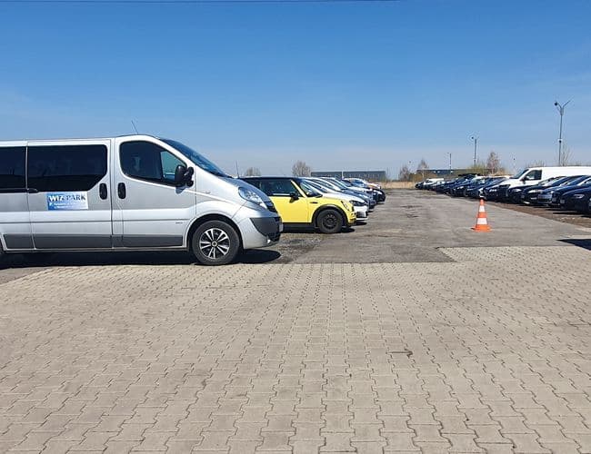 WIZ-PARK Lotnisko Katowice Pyrzowice - zdjęcie 5