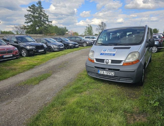 Parking na Krótkiej Lotnisko Katowice Pyrzowice - zdjęcie 3