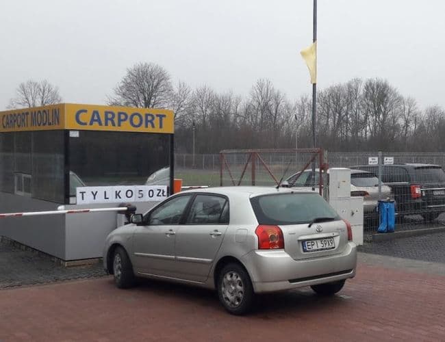 Parking Carport Lotnisko Modlin Warszawa - zdjęcie 1