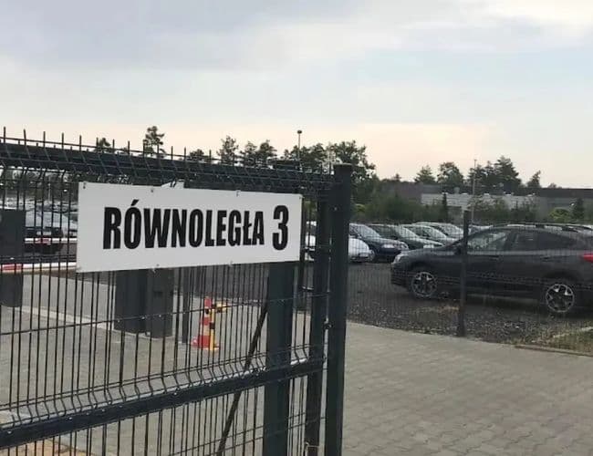 Równoległy 3 Lotnisko Katowice Pyrzowice - zdjęcie 4