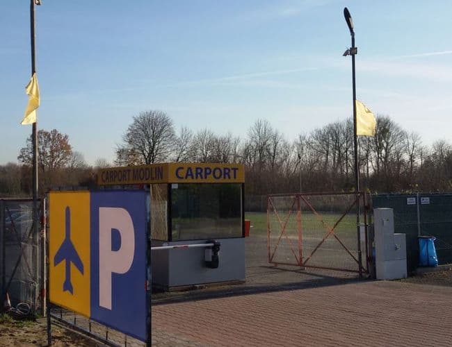 Parking Carport Lotnisko Modlin Warszawa - zdjęcie 5