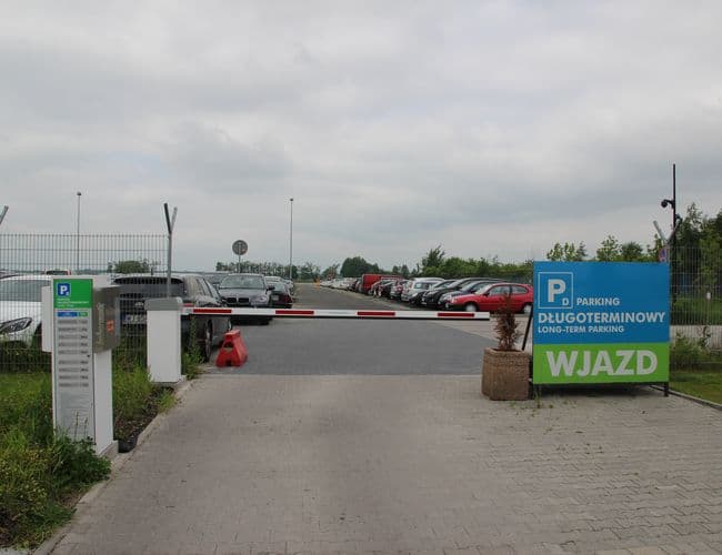 Oficjalny Parking Lotnisko Wrocław Strachowice Lotnisko Wrocław Strachowice - zdjęcie 3