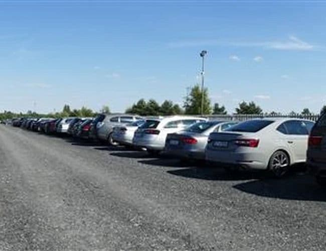 Diza Parking Lotnisko Katowice Pyrzowice - zdjęcie 4
