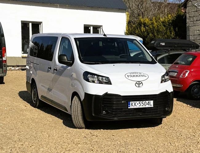 Parking Amber Lotnisko Kraków Balice - zdjęcie 6