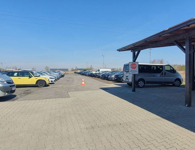 WIZ-PARK Lotnisko Katowice Pyrzowice - zdjęcie 1